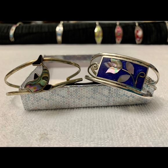 2Bundled bracelets - Picture 3 of 6